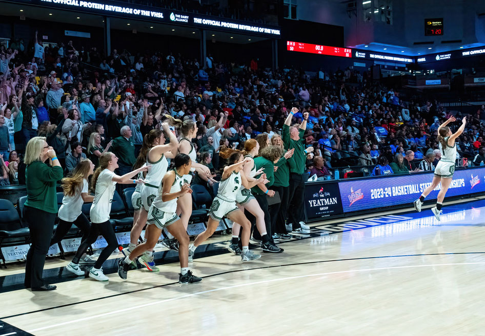 Eastside team celebrating after win