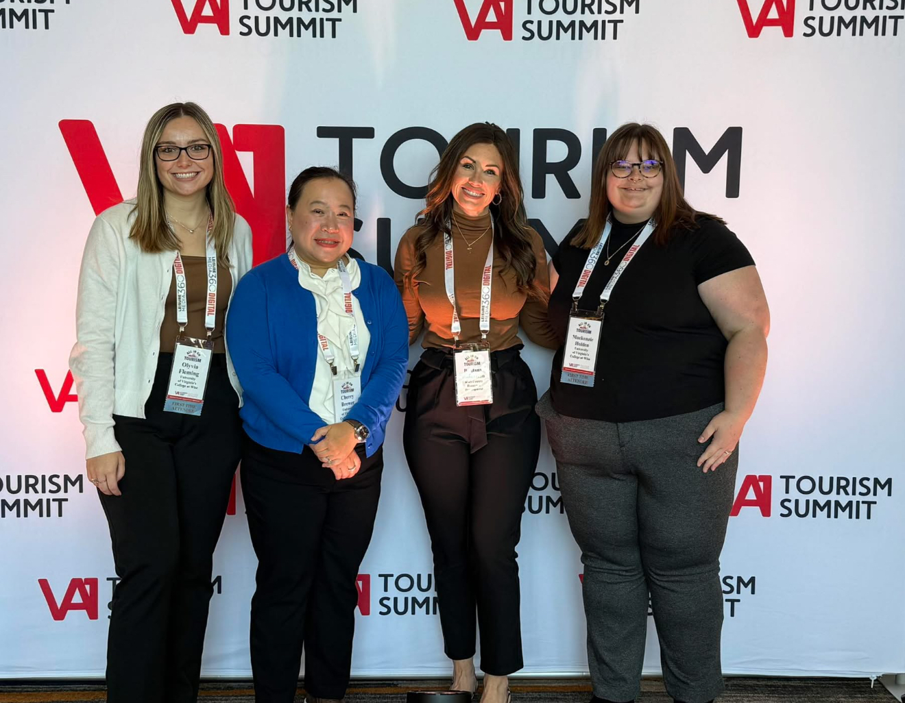 Olyvia with other UVA Wise attendees at VA Tourism Summitt