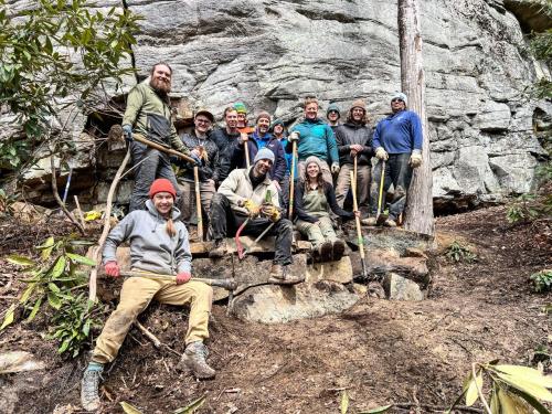 Group of people outside at Breaks Interstate Park