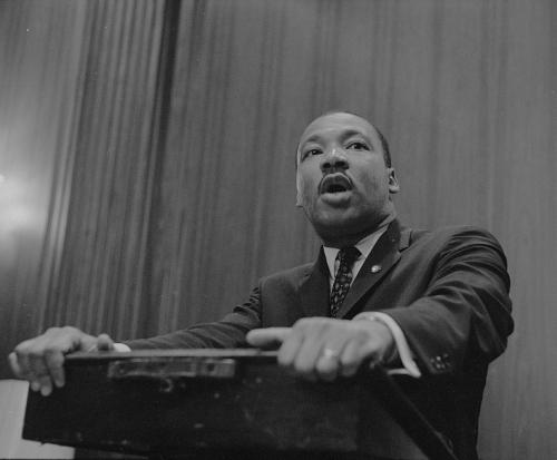 MLK speaking at press conference
