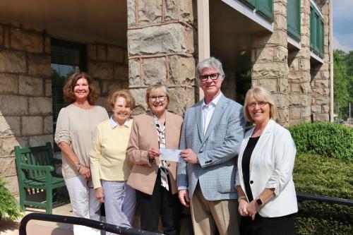 Left to right: Slemp Foundation Board of Trustee members Melissa Jensen and Nancey Smith, Chancellor Donna P. Henry, Slemp Foundation Board of Trustee member Jim Smith, Vice Chancellor for Advancement and Alumni Engagement Valerie Lawson.