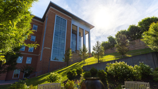Outside view of UVA Wise Library